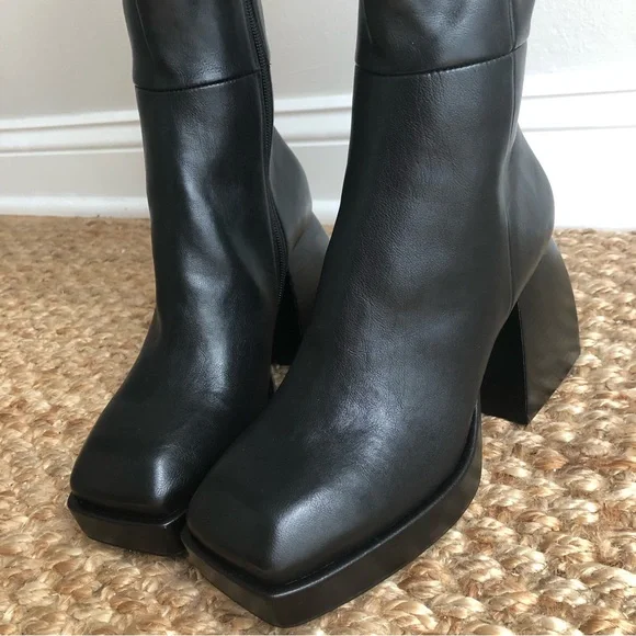 Jeffrey Campbell Black Heeled Boots with Chunky Heel - Picture 1 of 14